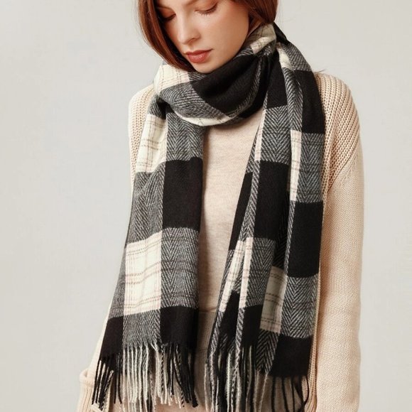 Plaid Print Fringe Hem Scarf - Picture 1 of 6